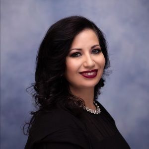 Meet your Posher, Deanna